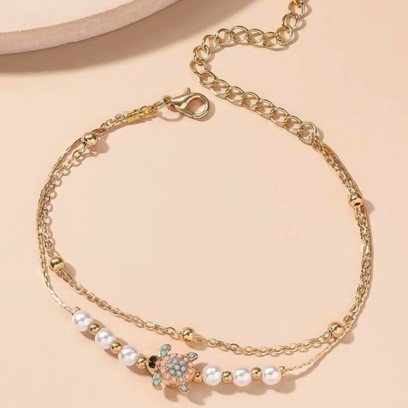 Faux Pearl and Turtle Layered Anklet Golden - Picture 3 of 7